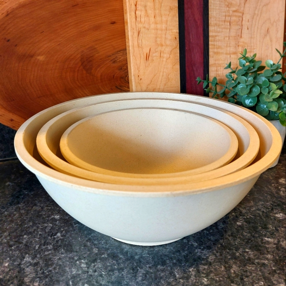 Pampered Chef Bamboo Fiber Nesting Mixing Bowls